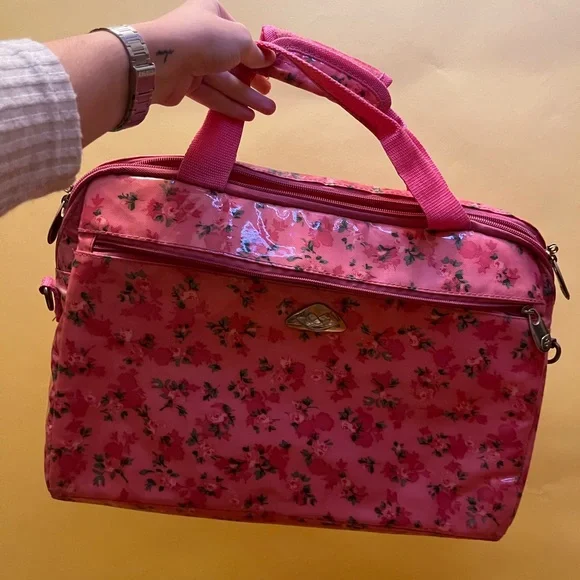 Computer case - Picture 2 of 3